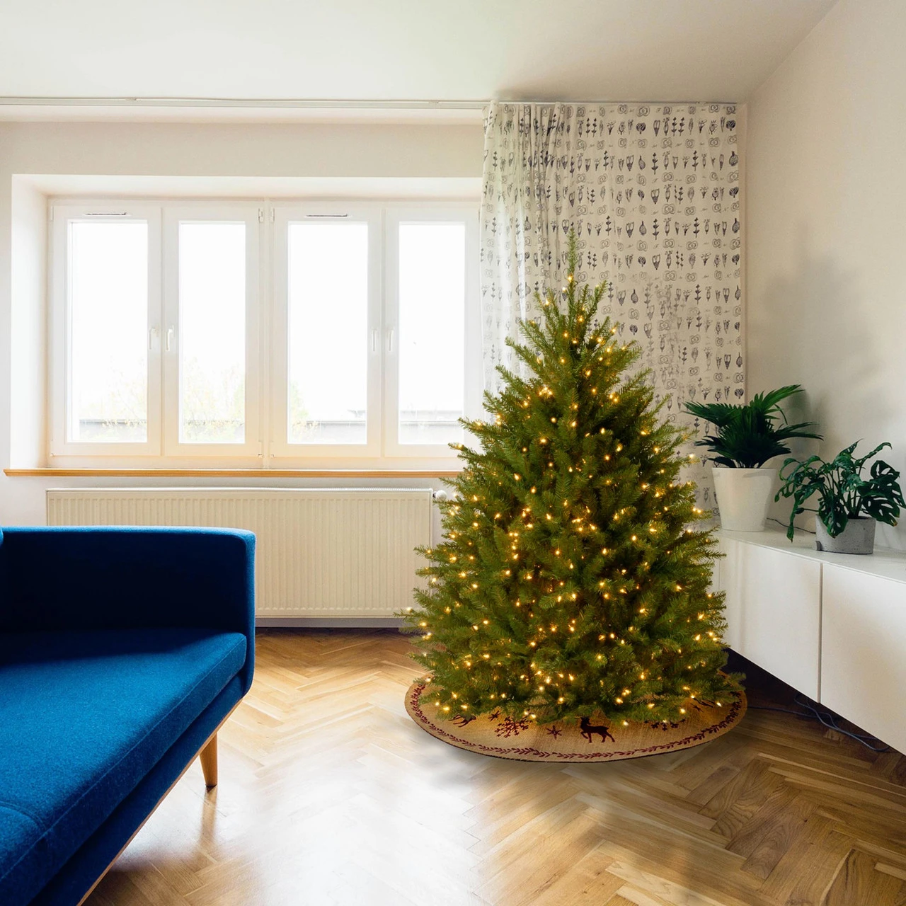 4’ Pre-Lit Dunhill Fir Artificial Christmas Tree - Clear Lights 4 4’ Pre-Lit Dunhill Fir Artificial Christmas Tree - Clear Lights - Image 2