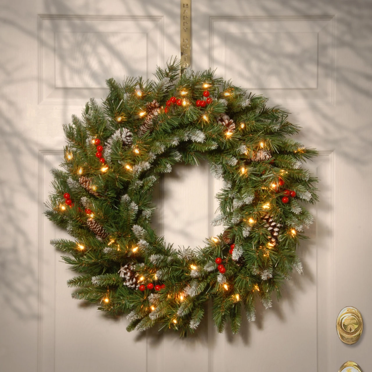 30” Frosted Berry Christmas Wreath - Clear Lights 4 30” Frosted Berry Christmas Wreath - Clear Lights - Image 2