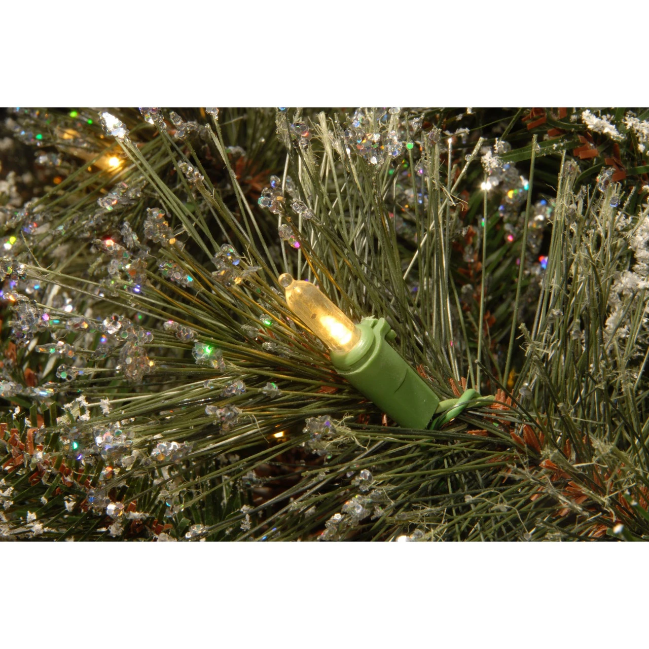 6.5’ Pre-Lit Glittery Pine Christmas Tree – Clear Lights 6 6.5’ Pre-Lit Glittery Pine Christmas Tree – Clear Lights - Image 4