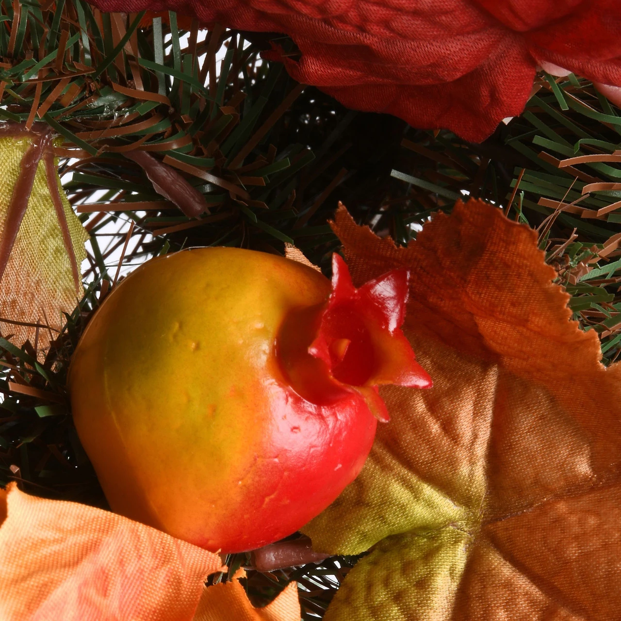 24" Pre-lit Maple Berries And Cones Artificial Christmas Swag – Warm White LED Lights 4 24" Pre-lit Maple Berries And Cones Artificial Christmas Swag – Warm White LED Lights - Image 2