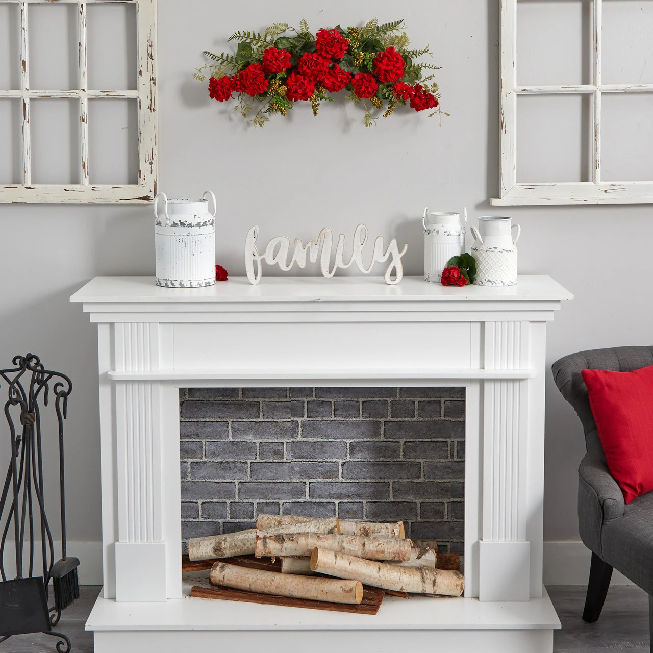 2.5' Geranium And Berry Artificial Christmas Swag, Unlit 6 2.5' Geranium And Berry Artificial Christmas Swag, Unlit - Image 4