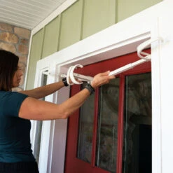 9" X 26" Cotton White Single Door Garland Christmas Hanger -Optimal Christmas Shop dvlc v 20720 wht 003 14461.1667557009