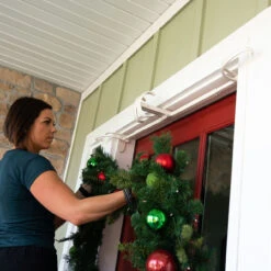 9" X 33" Chiffon White Double Door Garland Christmas Hanger -Optimal Christmas Shop dvlc v 20721 wht 005 26512.1667557014