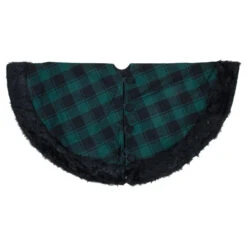 48" Green And Black Plaid Christmas Tree Skirt With Faux Fur 10 48" Green And Black Plaid Christmas Tree Skirt With Faux Fur -Optimal Christmas Shop northlight fo26686 1 36395.1667530455