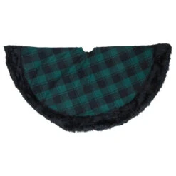 48" Green And Black Plaid Christmas Tree Skirt With Faux Fur 9 48" Green And Black Plaid Christmas Tree Skirt With Faux Fur -Optimal Christmas Shop northlight fo26686 2 14031.1667530455