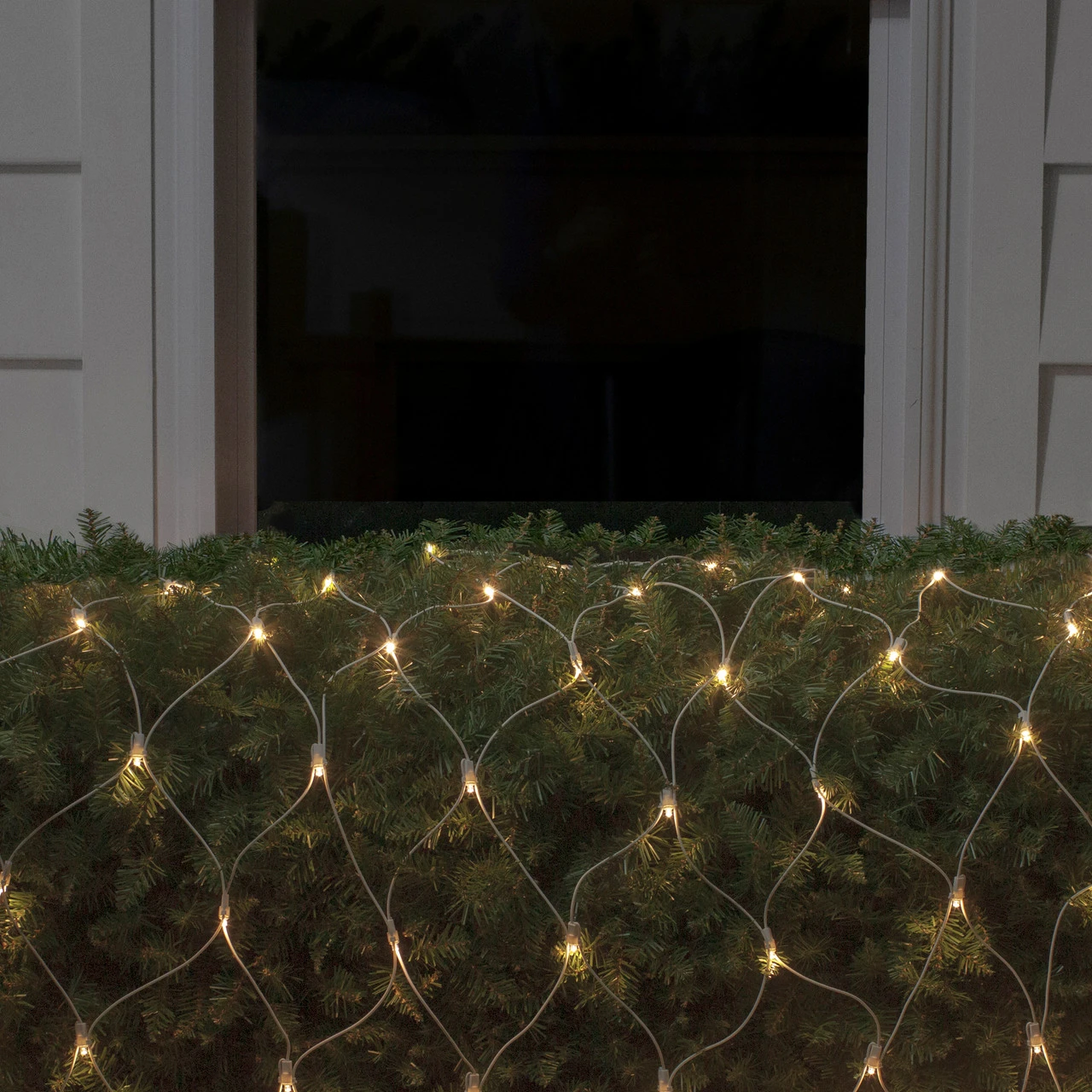 4' X 6' Warm White LED Wide Angle Net Style Christmas Lights, White Wire 4 4' X 6' Warm White LED Wide Angle Net Style Christmas Lights, White Wire - Image 2