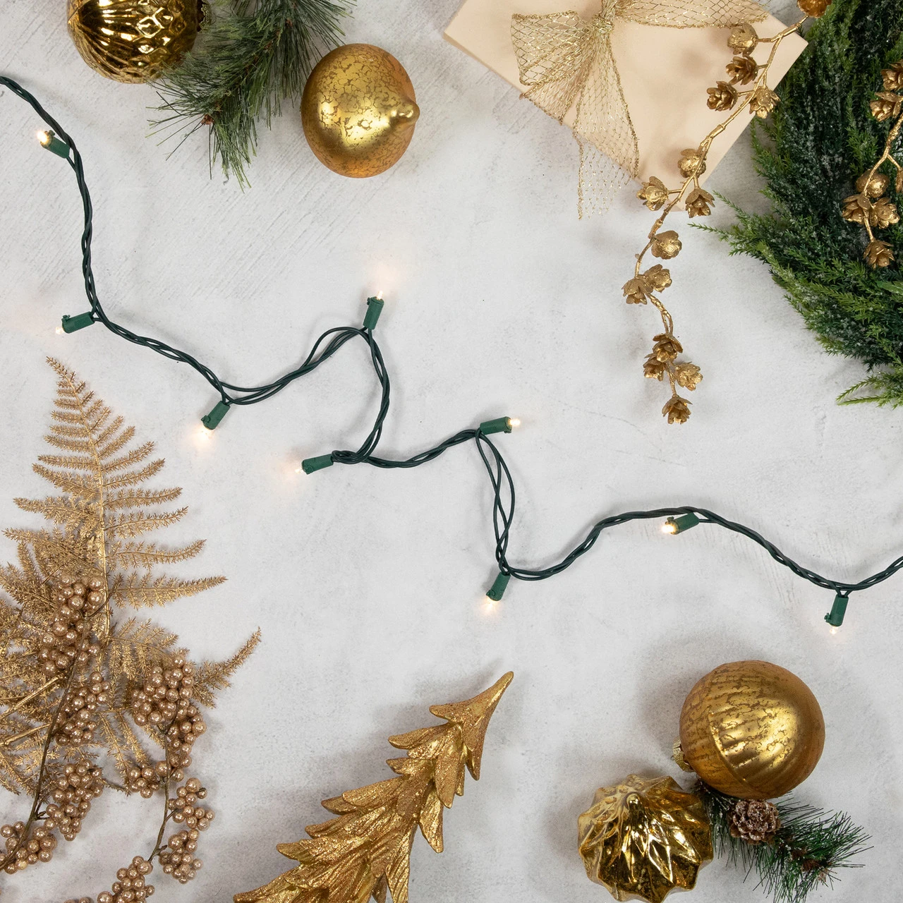 300 Warm White LED Wide Angle Christmas Lights - 74.75 Ft Green Wire 4 300 Warm White LED Wide Angle Christmas Lights - 74.75 Ft Green Wire - Image 2