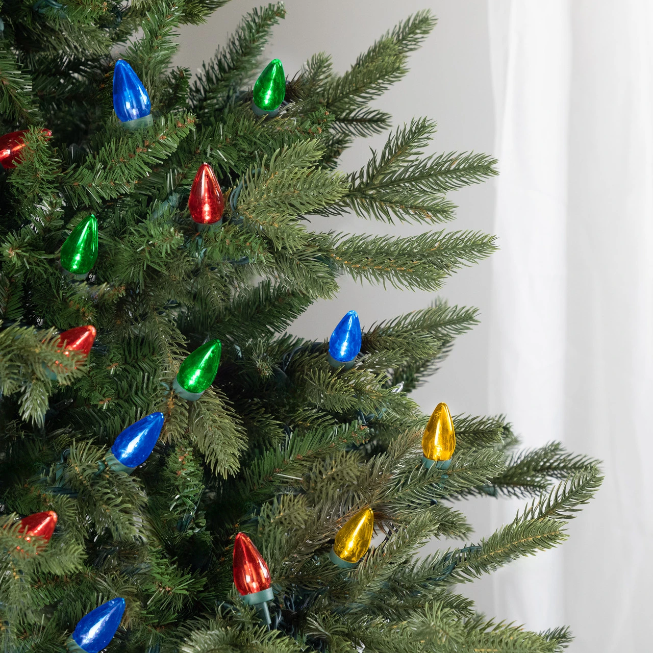 25ct Multi-Color LED C7 Christmas Light Set, 16ft Green Wire 5 25ct Multi-Color LED C7 Christmas Light Set, 16ft Green Wire - Image 3