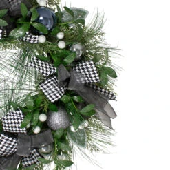 Houndstooth And White Berries Artificial Christmas Wreath - 24-Inch, Unlit -Optimal Christmas Shop northlight sm91196 1 36044.1667570103