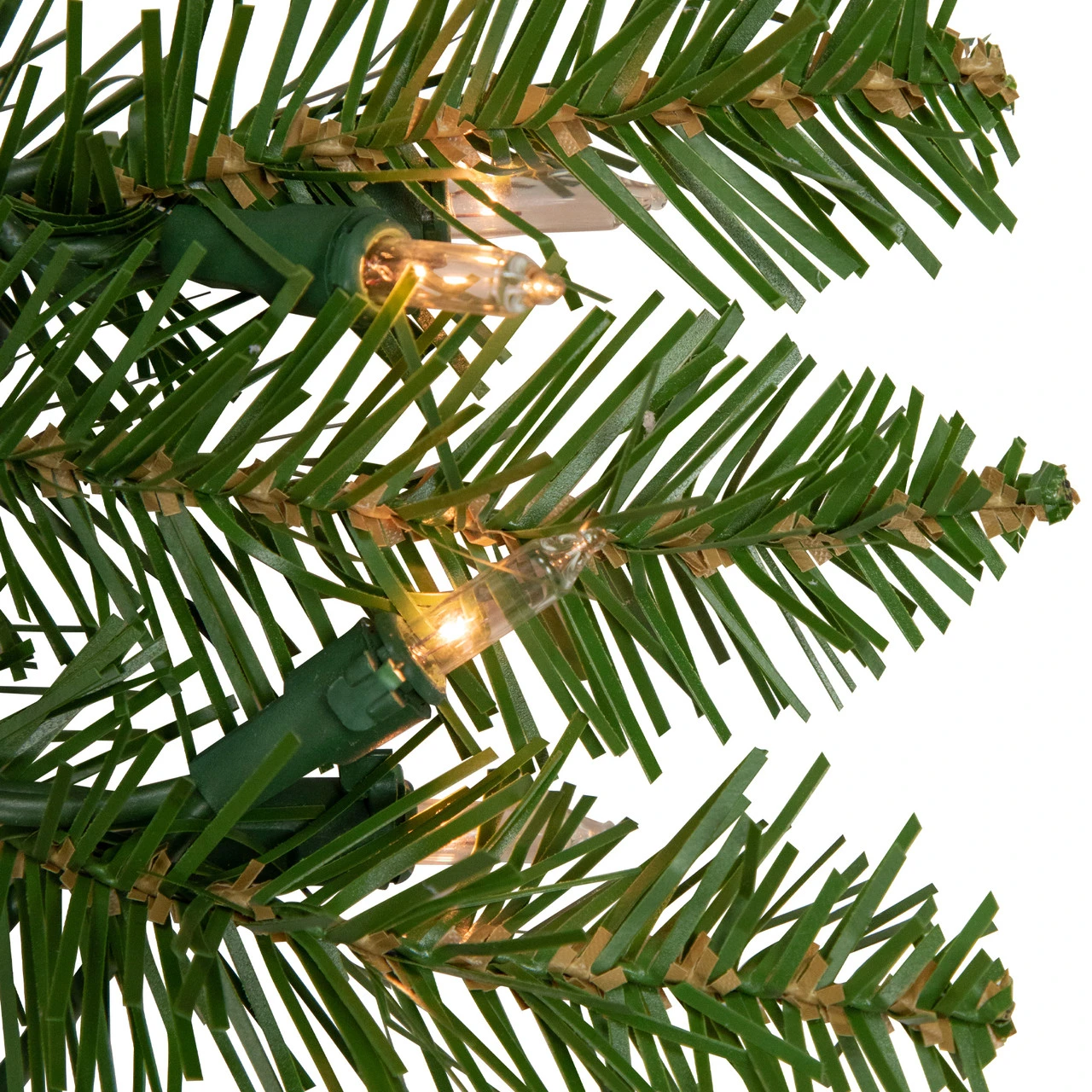 Pre-Lit Rockwood Pine Artificial Christmas Wreath, 48-Inch, Clear Lights 4 Pre-Lit Rockwood Pine Artificial Christmas Wreath, 48-Inch, Clear Lights - Image 2