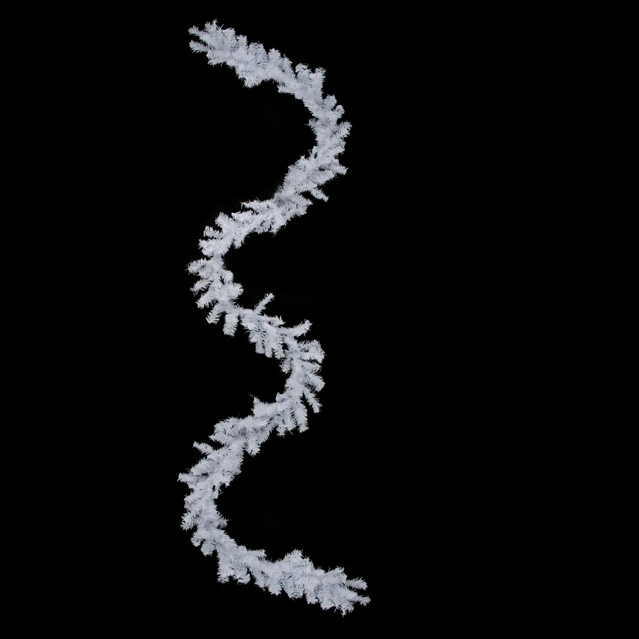 100' X 10" White Canadian Pine Commercial Artificial Christmas Garland, Unlit 5 100' X 10" White Canadian Pine Commercial Artificial Christmas Garland, Unlit - Image 3