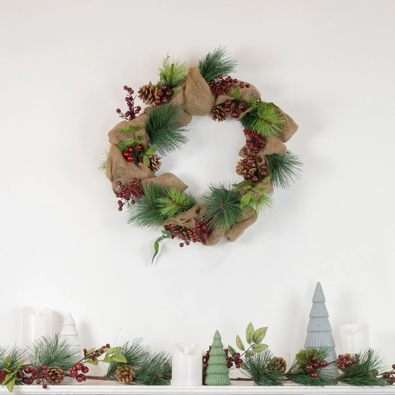 4.5' X 5.5" Green And Red Snow Dusted Artificial Christmas Garland - Unlit 4 4.5' X 5.5" Green And Red Snow Dusted Artificial Christmas Garland - Unlit - Image 2