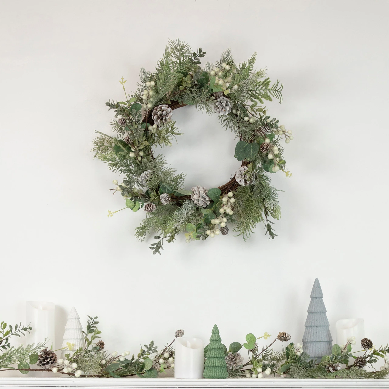5' White Berry, Eucalyptus And Pinecone Christmas Garland - Unlit 4 5' White Berry, Eucalyptus And Pinecone Christmas Garland - Unlit - Image 2