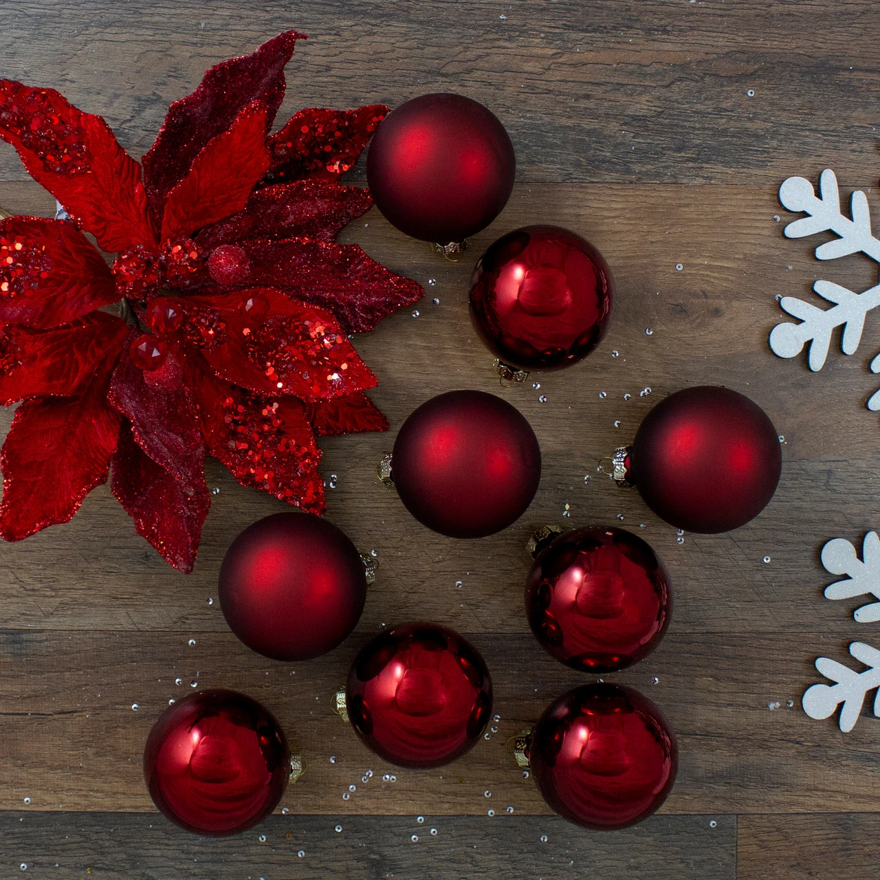 9ct Cherry Red Glass 2-Finish Christmas Ball Ornaments 2.5" (65mm) 4 9ct Cherry Red Glass 2-Finish Christmas Ball Ornaments 2.5" (65mm) - Image 2