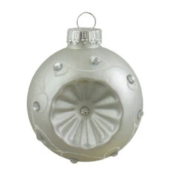 6ct Red And Silver Retro Reflector Matte Glass Christmas Ball Ornament Set 3.25" (82mm) 8 6ct Red And Silver Retro Reflector Matte Glass Christmas Ball Ornament Set 3.25" (82mm) -Optimal Christmas Shop northlight wy27598 2 56250.1667529970