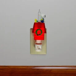 7.25" White Peanuts Snoopy And Woodstock Doghouse Christmas Bubble Night Light -Optimal Christmas Shop roman 166734 4 70289.1667662805